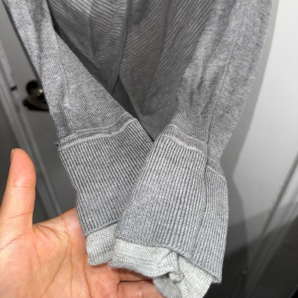 Lululemon latest Iconic Sweater exclusive Wrap size 6 - Picture 7 of 12